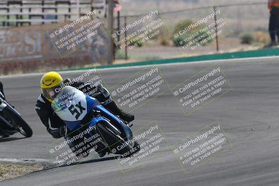 media/Apr-20-2025-AHRMA (Sun) [[393a79c373]]/Race/Group 12/Turn 4b/